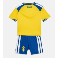 Camiseta Suecia Primera Equipación Replica Mundial 2026 para niños mangas cortas (+ Pantalones cortos)